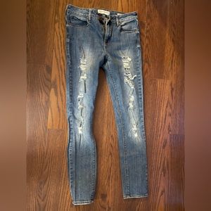 Bullhead high rise skinny ripped jeans